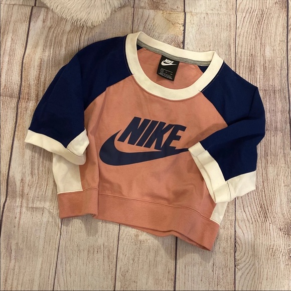 Nike Tops | Color Block Crop Top | Poshmark